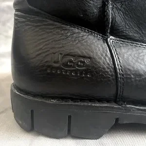 UGG | Shoes | Ugg Australia Hartsville Boost Sz | Poshmark display picture 3